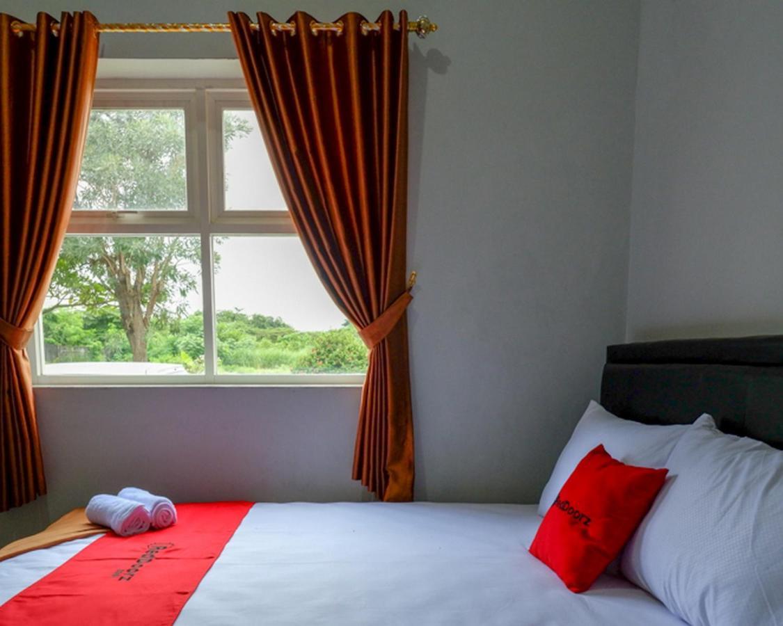 Reddoorz @ City Park Medoho Semarang Alastuwo Eksteriør billede