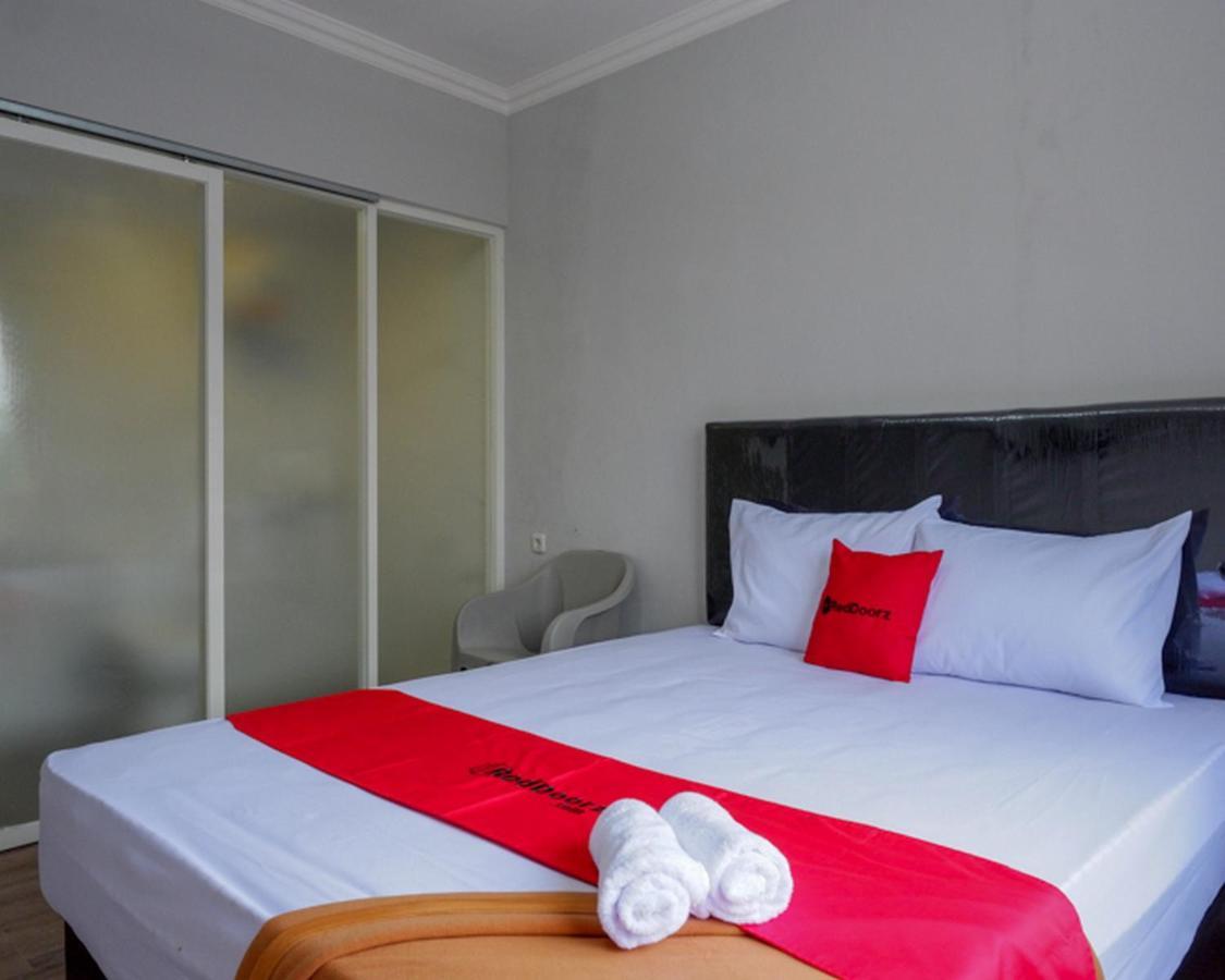 Reddoorz @ City Park Medoho Semarang Alastuwo Eksteriør billede
