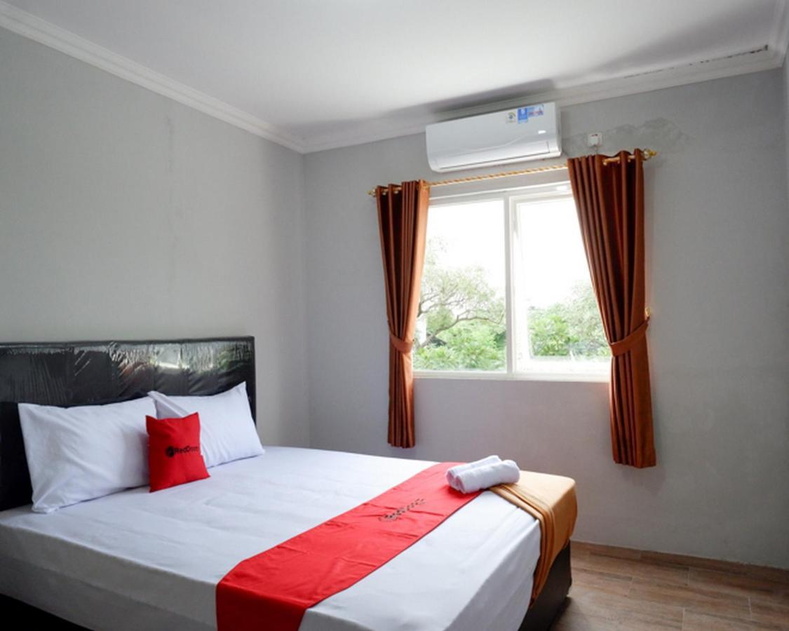 Reddoorz @ City Park Medoho Semarang Alastuwo Eksteriør billede